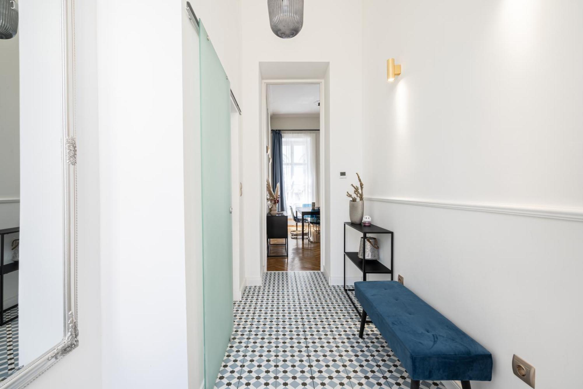 Styled Close To The River Danube. Apartment *